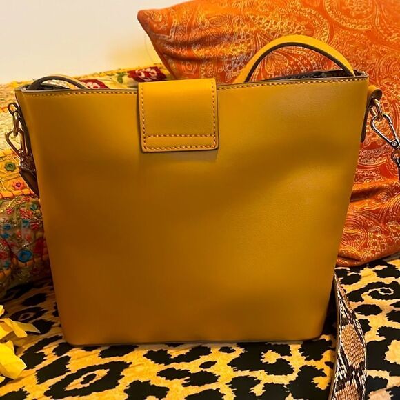 MERSI beautiful Crossbody Bag - Picture 6 of 10